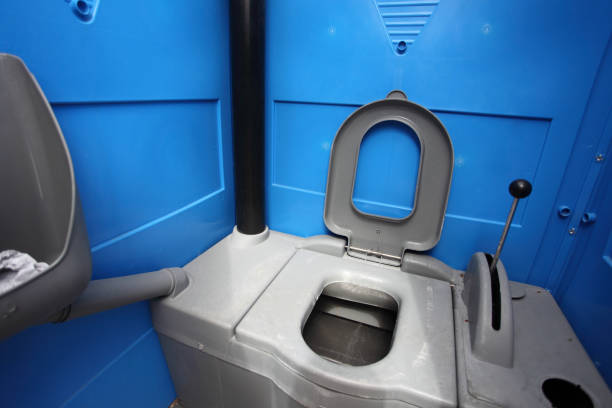 Best Porta potty delivery and setup  in Johnson City, KS